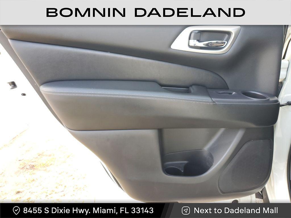 used 2020 Nissan Pathfinder car, priced at $14,990