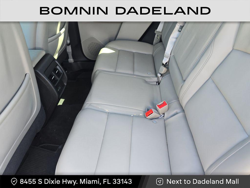 used 2023 Cadillac XT4 car, priced at $21,490