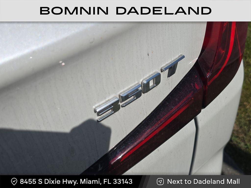 used 2023 Cadillac XT4 car, priced at $21,490