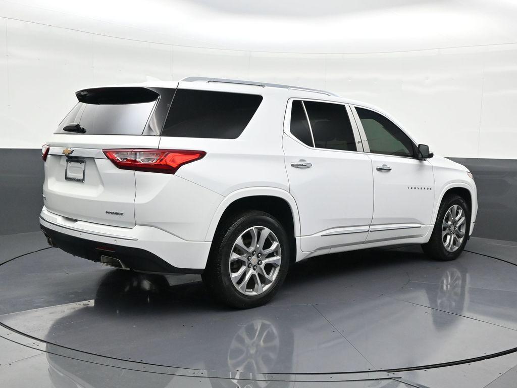 used 2021 Chevrolet Traverse car, priced at $24,490