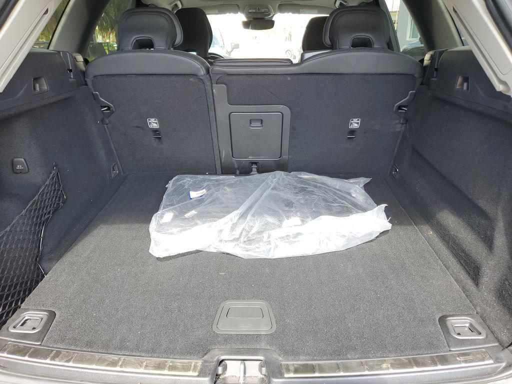 used 2023 Volvo XC60 car, priced at $30,490