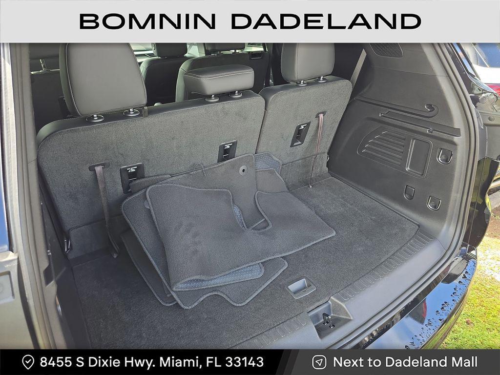 used 2025 Buick Enclave car, priced at $34,990