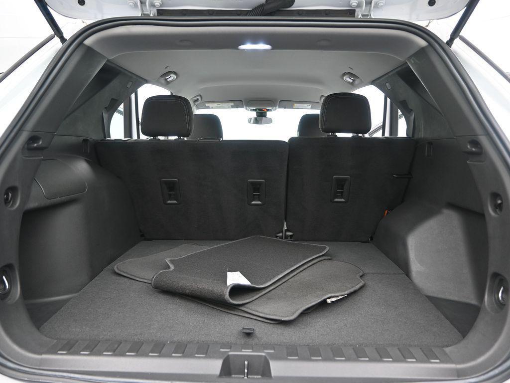 used 2022 Chevrolet Equinox car, priced at $16,490