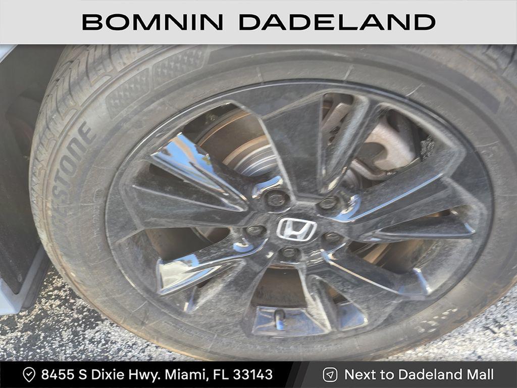 used 2024 Honda Odyssey car, priced at $30,990