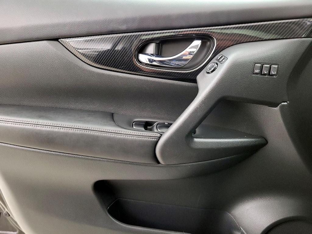 used 2017 Nissan Rogue car, priced at $15,998