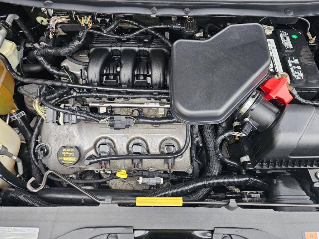 used 2010 Ford Edge car, priced at $4,495