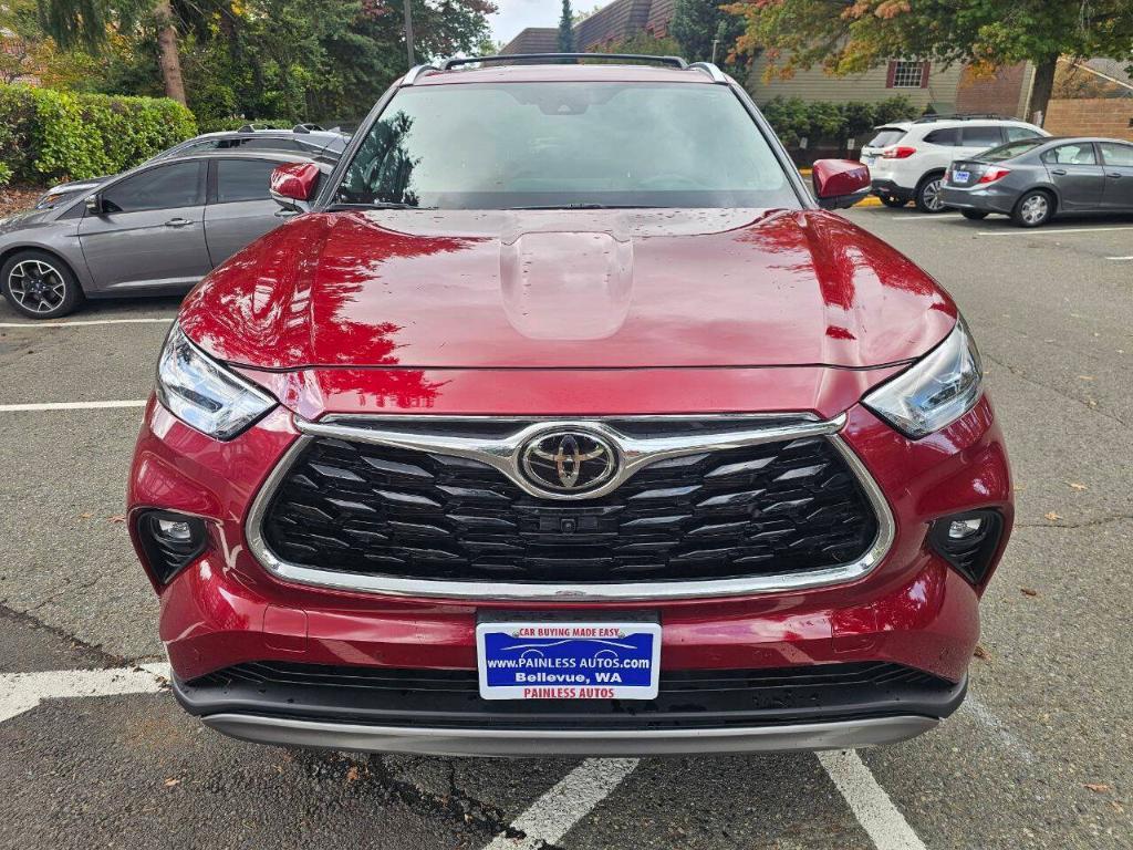 used 2024 Toyota Highlander car, priced at $44,995