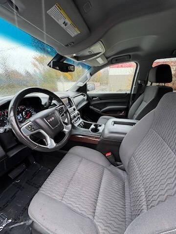 used 2017 GMC Yukon car, priced at $13,995