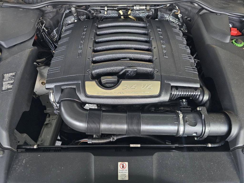 used 2014 Porsche Cayenne car, priced at $14,995