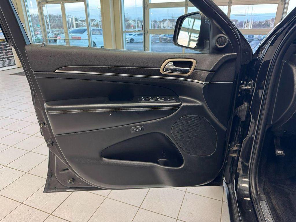 used 2015 Jeep Grand Cherokee car, priced at $13,999