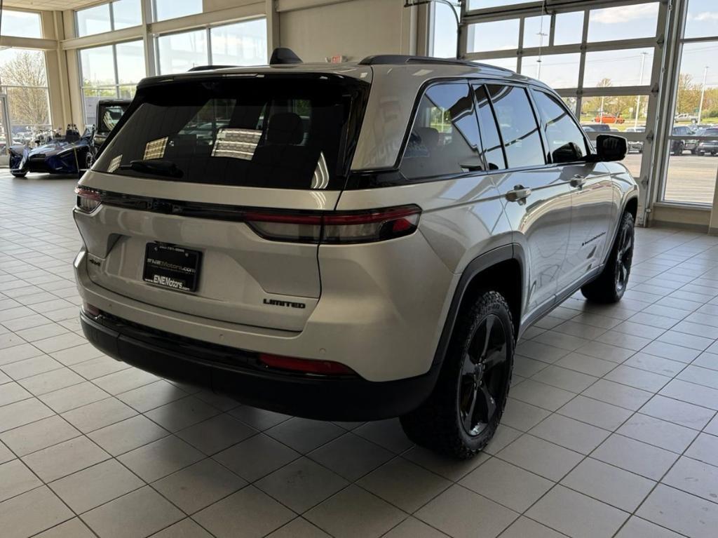 used 2023 Jeep Grand Cherokee car, priced at $25,999