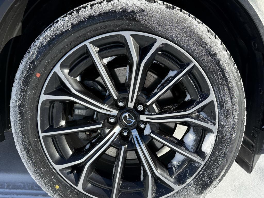 used 2025 Mazda CX-70 PHEV car, priced at $37,544