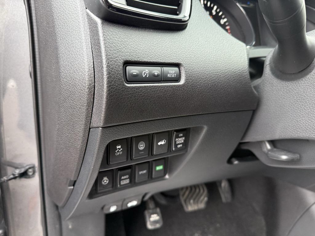 used 2017 Nissan Rogue car, priced at $14,924