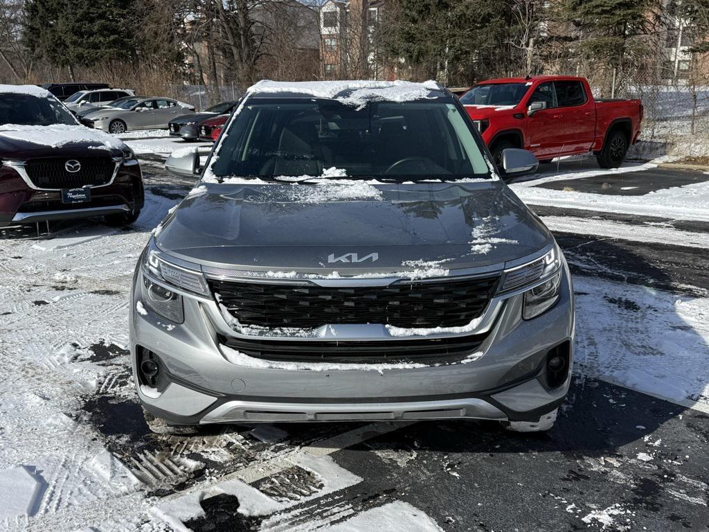 used 2023 Kia Seltos car, priced at $20,134