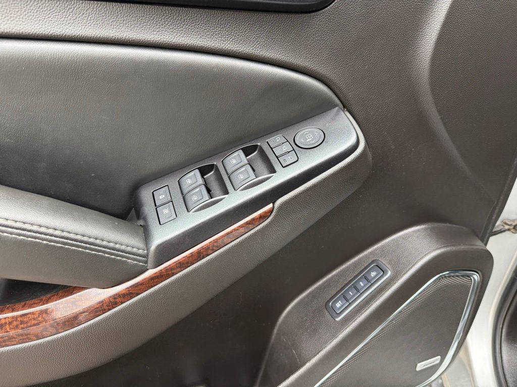 used 2015 GMC Yukon car, priced at $14,414