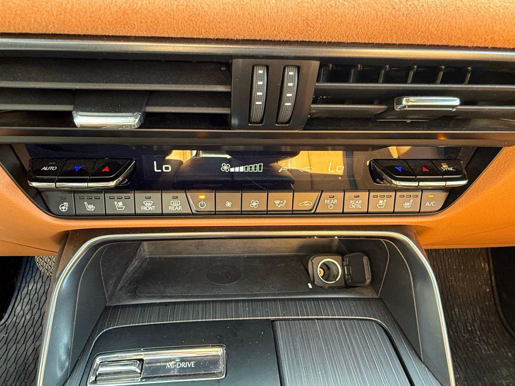 used 2024 Mazda CX-90 car, priced at $41,126