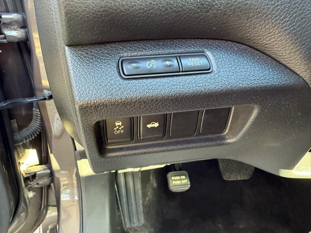 used 2013 Nissan Altima car, priced at $7,424