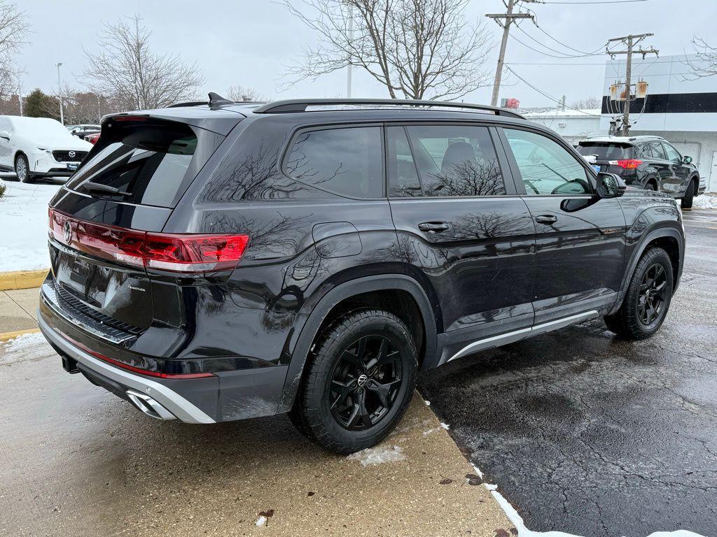 used 2024 Volkswagen Atlas car, priced at $36,326