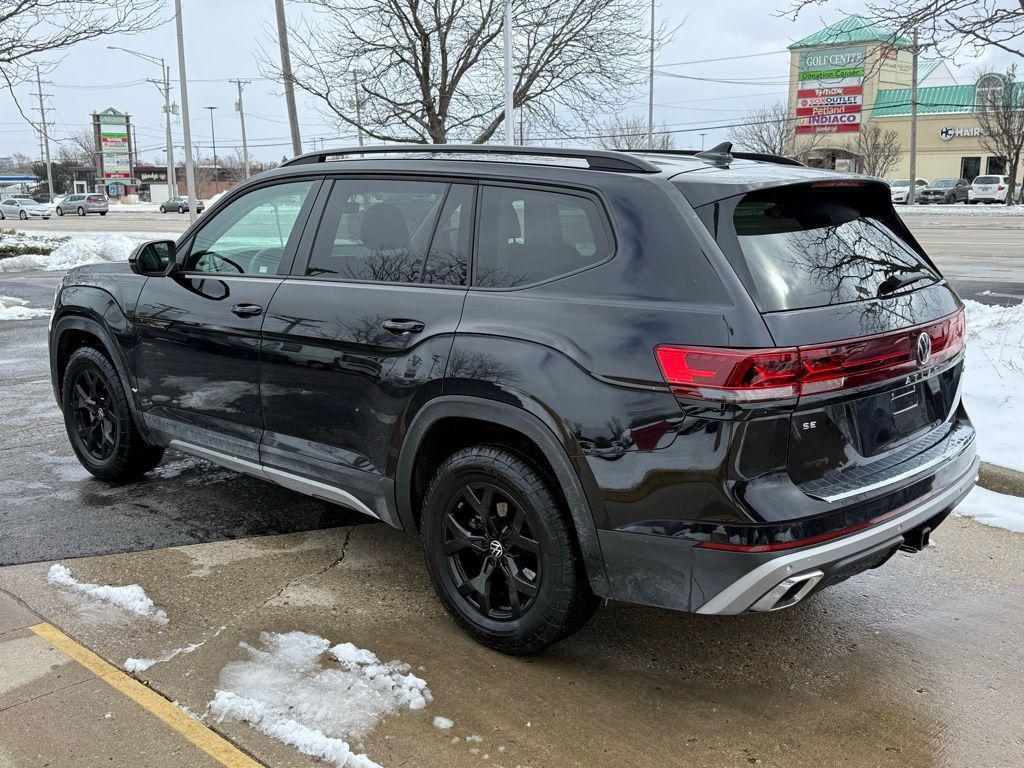 used 2024 Volkswagen Atlas car, priced at $36,326