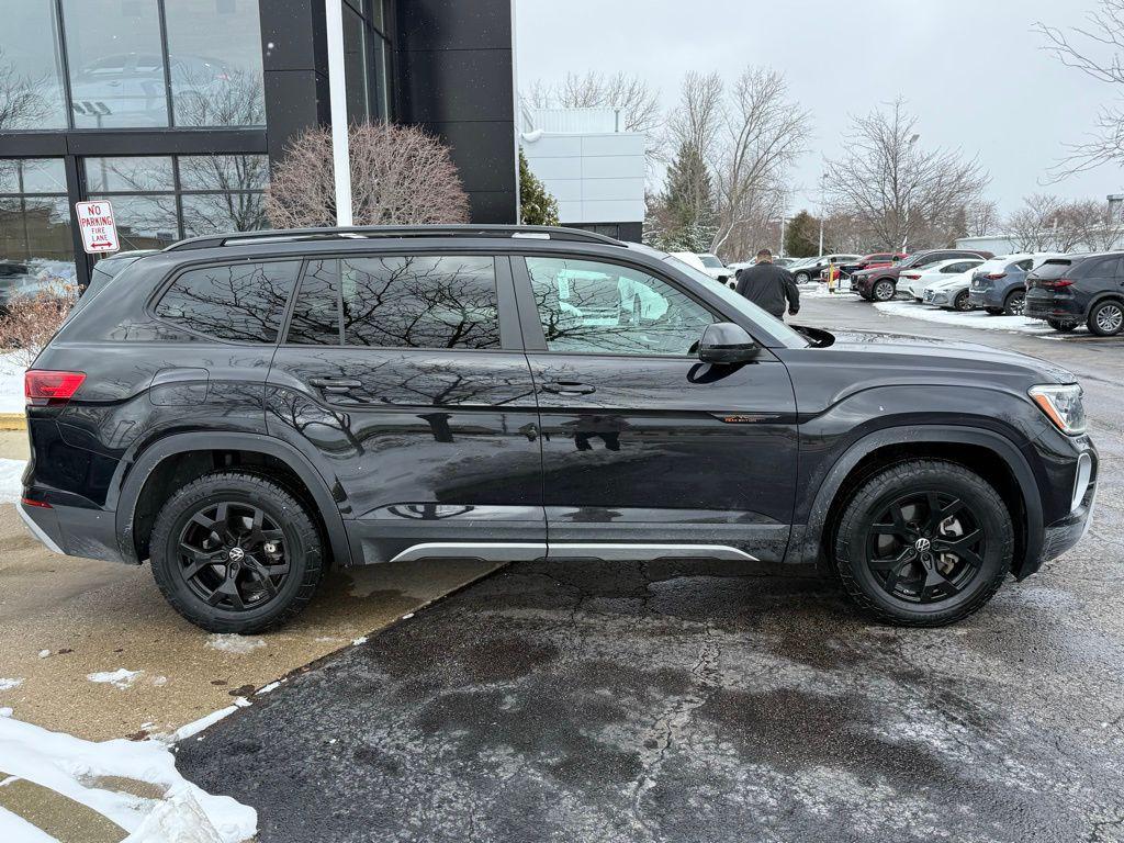 used 2024 Volkswagen Atlas car, priced at $36,326