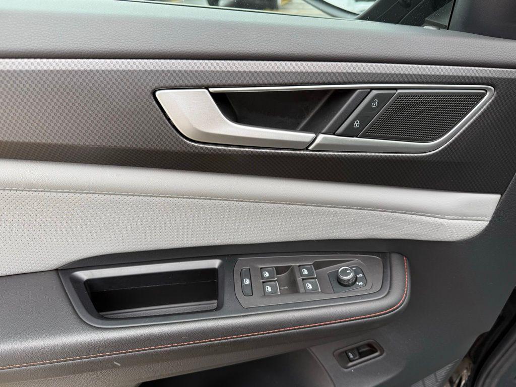 used 2024 Volkswagen Atlas car, priced at $36,326