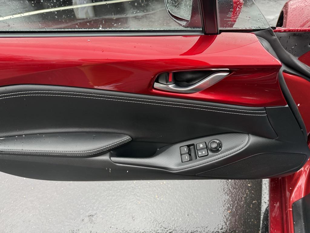 used 2025 Mazda MX-5 Miata RF car, priced at $33,724