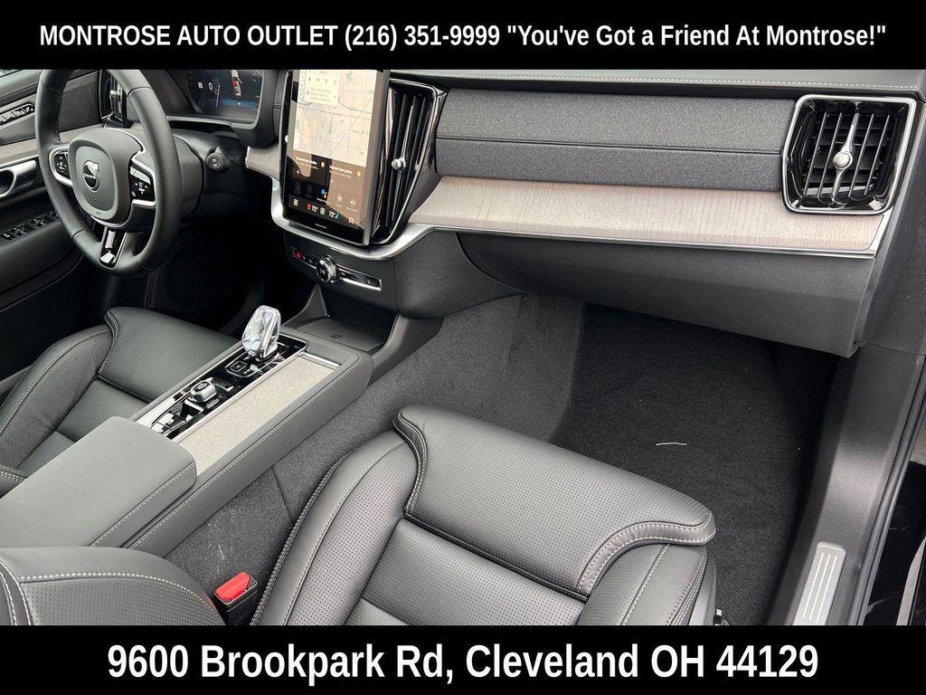 new 2026 Volvo XC90 car, priced at $75,155