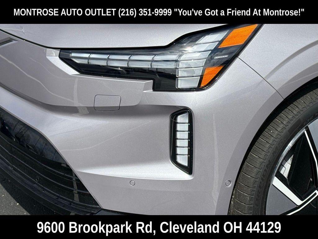 new 2026 Volvo EX90 car, priced at $92,177