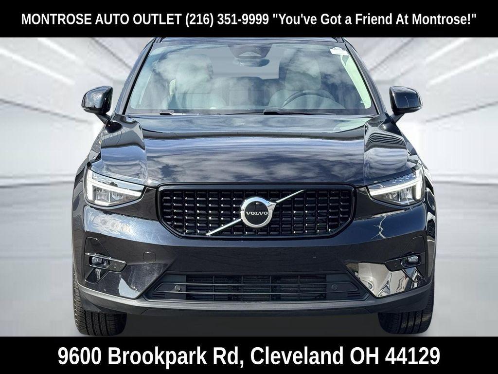 used 2023 Volvo XC40 car, priced at $31,866