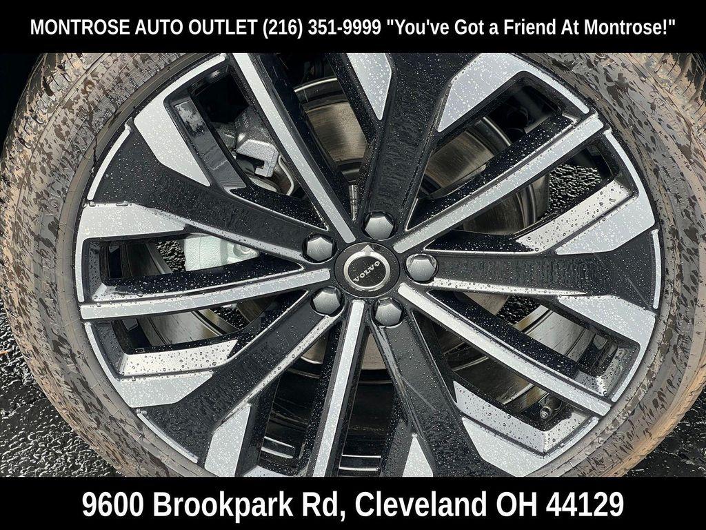 new 2026 Volvo XC60 car, priced at $57,985