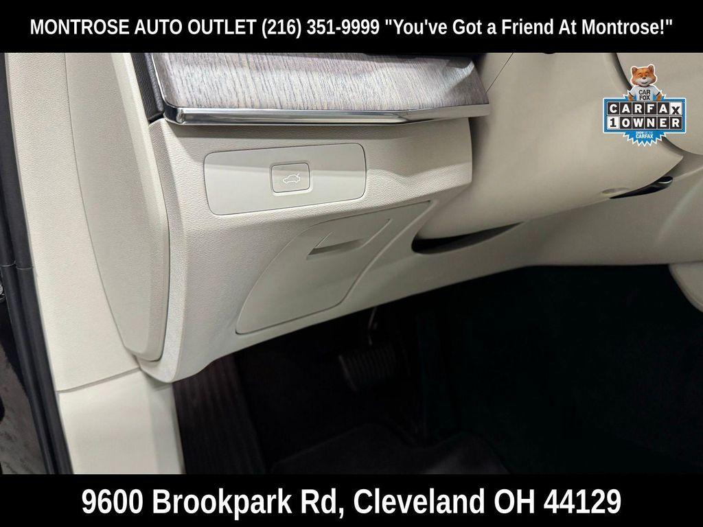 used 2023 Volvo XC90 car, priced at $34,994