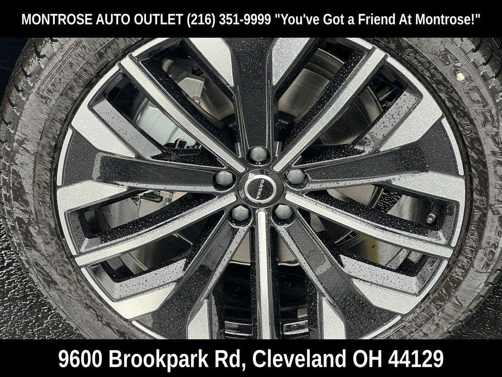 new 2026 Volvo XC90 car, priced at $75,155