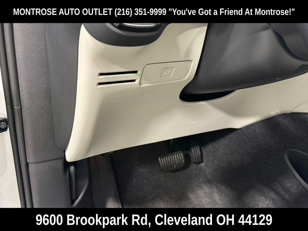 new 2026 Volvo XC40 car, priced at $50,150