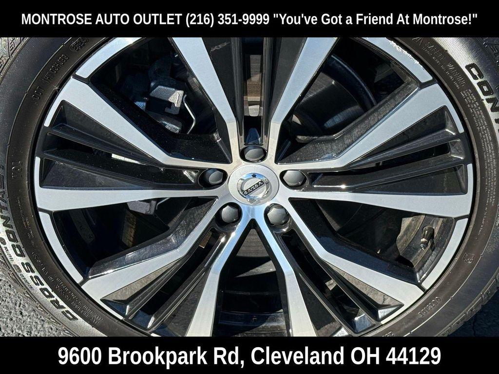 new 2025 Volvo XC60 car, priced at $46,669