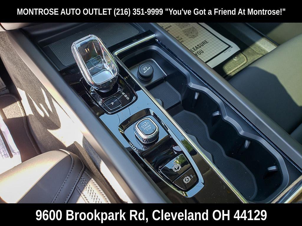 new 2026 Volvo XC60 car, priced at $57,985