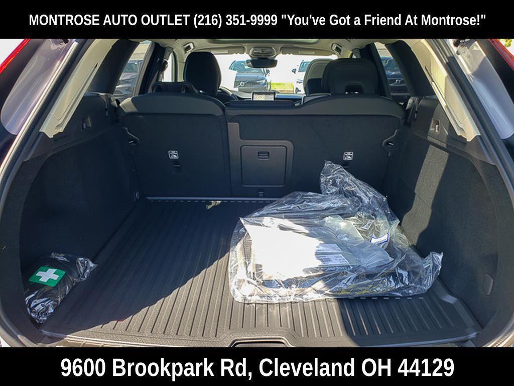 new 2026 Volvo XC60 car, priced at $57,985