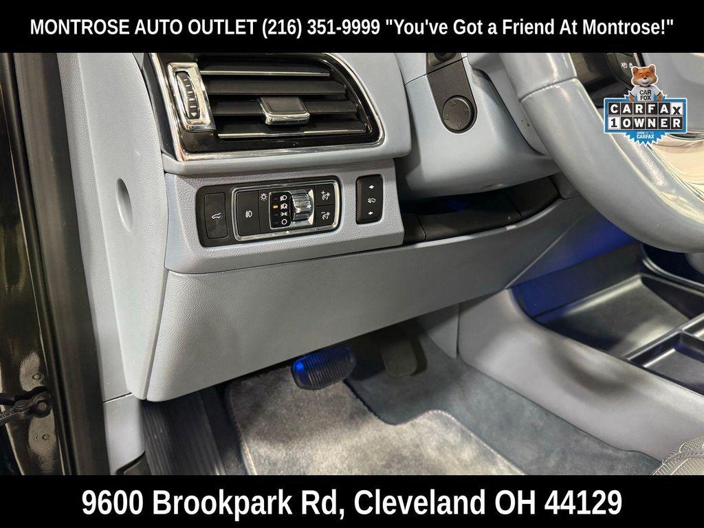 used 2022 Lincoln Navigator car, priced at $57,246