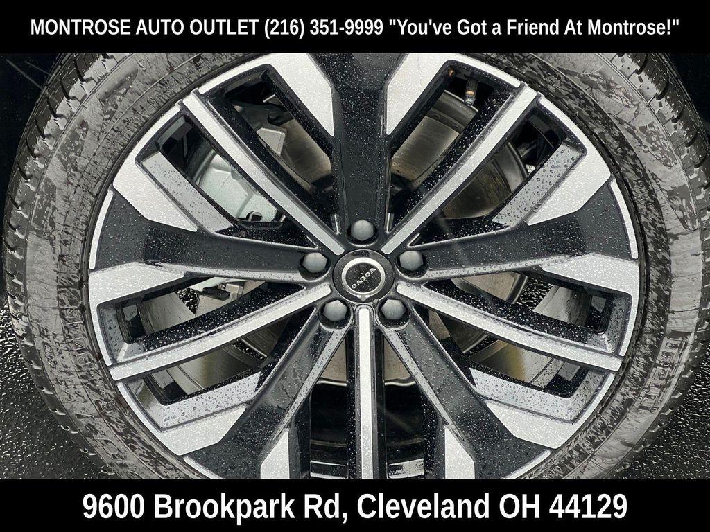 new 2026 Volvo XC90 car, priced at $75,155