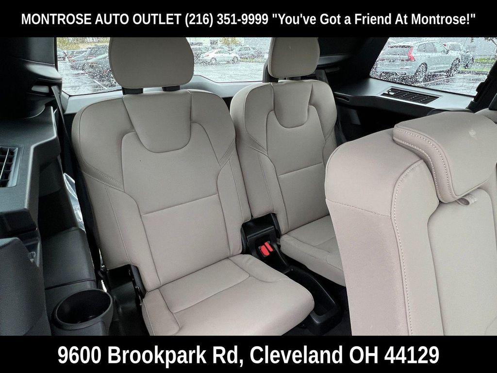 new 2026 Volvo XC90 car, priced at $71,400