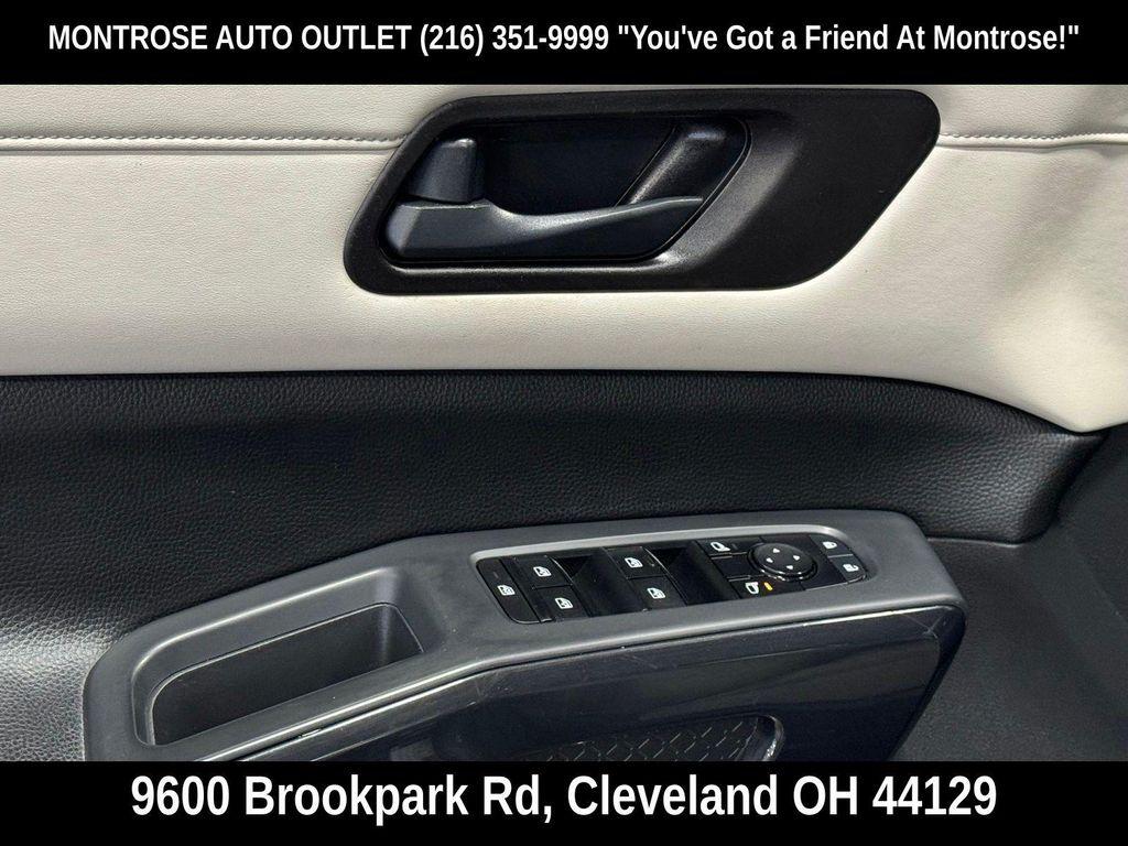 used 2023 Nissan Pathfinder car, priced at $25,619