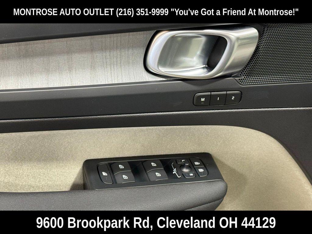 new 2026 Volvo XC40 car, priced at $50,260