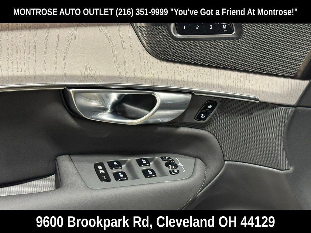 new 2026 Volvo XC90 car, priced at $75,270