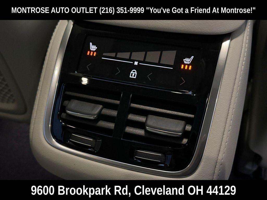 new 2026 Volvo XC90 car, priced at $75,155