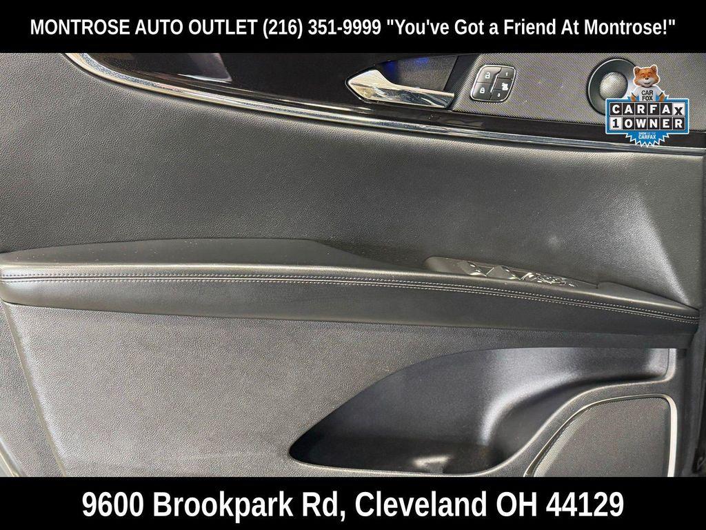 used 2021 Lincoln Nautilus car, priced at $31,111