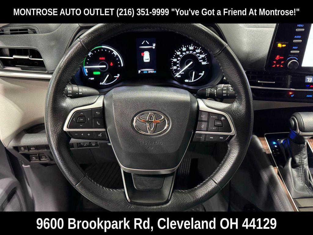 used 2022 Toyota Sienna car, priced at $39,851