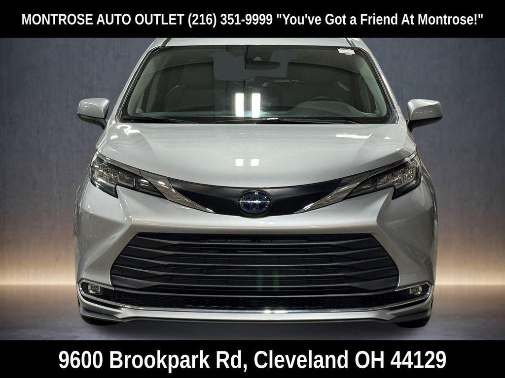 used 2022 Toyota Sienna car, priced at $39,851