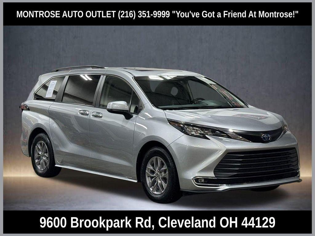 used 2022 Toyota Sienna car, priced at $39,851