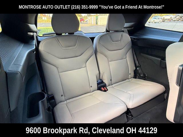 new 2025 Volvo EX90 car, priced at $86,790