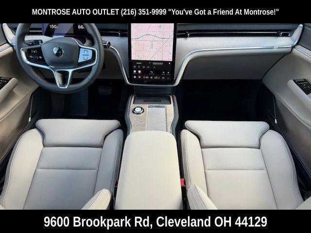 new 2025 Volvo EX90 car, priced at $86,790