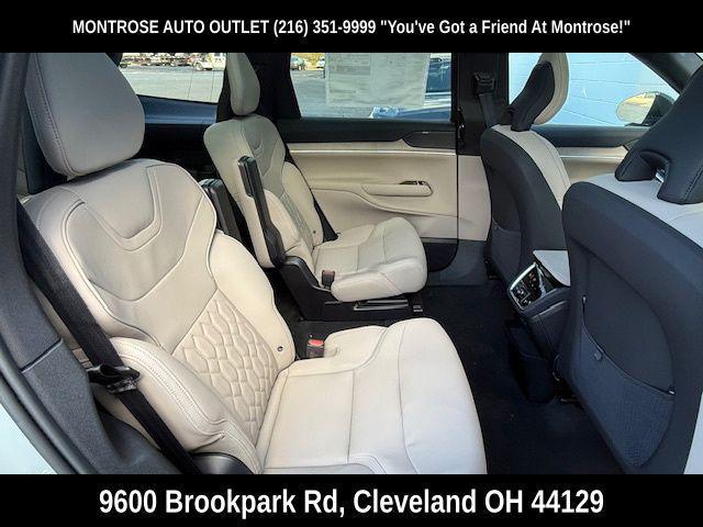 new 2025 Volvo EX90 car, priced at $86,790